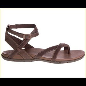 Chaco Juniper Strappy Leather Sandal 8-8 1/2